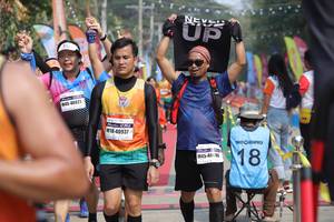 BIB: 40821, 40937
                            <button type="button" onclick="openModal(8241305)" class="btn btn-primary btn-sm float-right btn-popup" data-toggle="modal" data-target=".modal-high-quality">
                        <i class="fas fa-shopping-cart"></i> Add to Cart
                    </button>
                                            <button type="button" onclick="isThisMe(8241305, true)" class="btn btn-success btn-sm float-right btn-popup btn-isme hidden" data-toggle="tooltip" data-placement="bottom" title="นี่คือรูปของคุณใช่ไหม คลิกที่นี่เพื่อเอาเข้าอัลบั้ม">
                        <i class="fas fa-plus"></i> Add to album
                    </button>
                    <button type="button" onclick="isThisMe(8241305, false)" class="btn btn-warning btn-sm float-right btn-popup btn-isnotme hidden">
                        <i class="fas fa-ban"></i> Remove from album
                    </button>